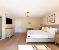 Terra Bella Ave Apartment