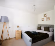 Hayes - Nine Acres Close