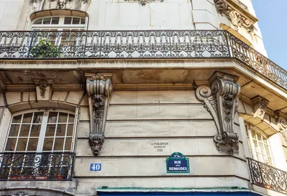 Rue des Renaudes Serviced Apartment