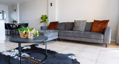 Mahatma Gandhi Rd Serviced Apartment