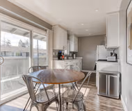 Calderon Ave Apartment