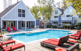 Pepper Tree Ln Apartment