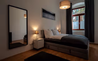 Hofmühlenstraße service apartment