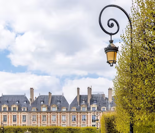 LUXURY LONG TERM RENTAL-RARE! 250 SQM CROWN JEWEL OF MARAIS RIGHT AT THE PLACE DES VOSGES SQUARE