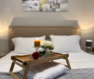 Stylish One Bedroom Apartment with Jacuzzi