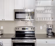 Charmant Dr Apartment