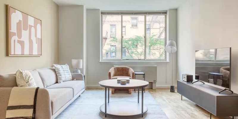 Lexington Ave Apartment