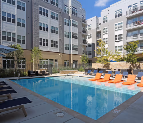 Pool side at Metropolitan Downtown Columbia