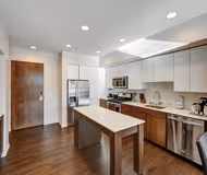 Kelvin Avenue Serviced Apartments