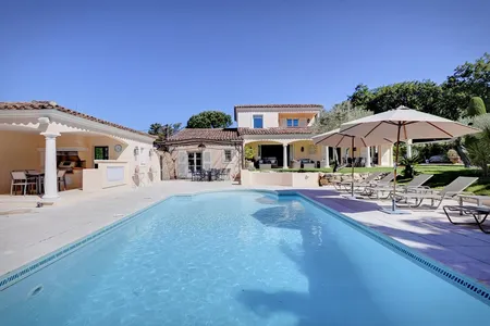 Riviera Hideaway