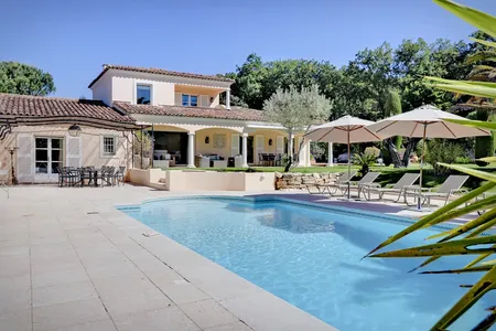 Riviera Hideaway