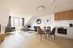 High St Apartment in Staines