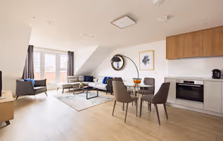 High St Apartment in Staines