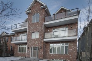 Sunnyside Townhouse