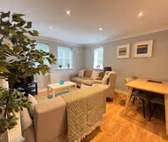 Maxwell at Manor Royal