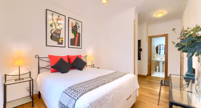 Calle Irala service apartment