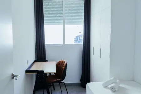 Avinguda Serviced Apartment