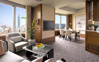 Hi-Rise View Premier Suites