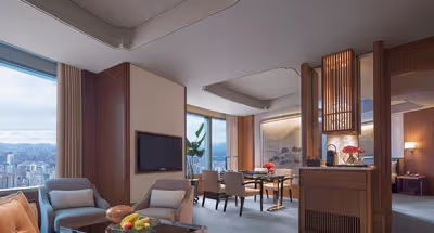 Hi-Rise View Premier Suites