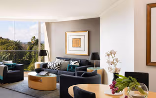 Seven Macquarie  St Serviced Apartment