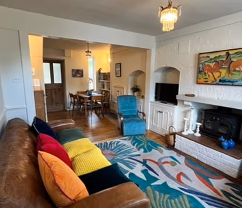 (BLU7) The Blue House 3s