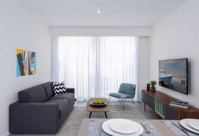 George Eliot St Serviced Apartment