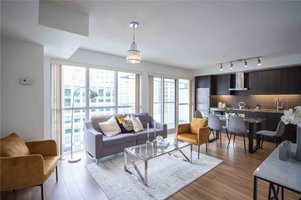 Front Street Apartment
