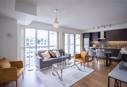 Front Street Apartment