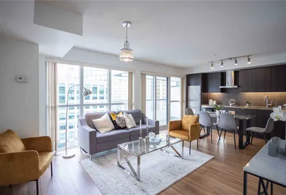 Front Street Apartment