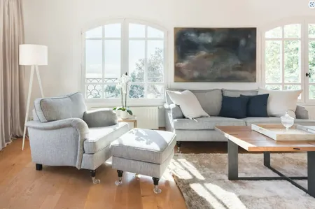 Martin Service Apartment
