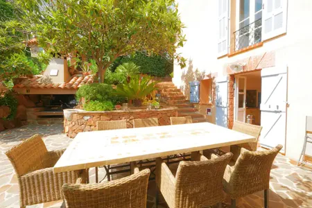 Martin Service Apartment