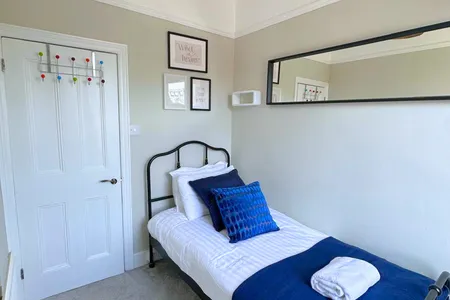 Squires Lane, Finchley Apartment