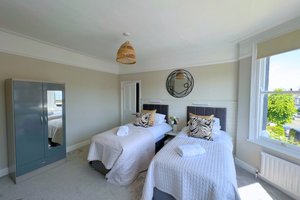 Squires Lane, Finchley Apartment