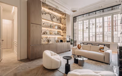 THE JOY OF LUXURY LIVING IN LOUVRE