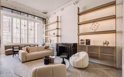 THE JOY OF LUXURY LIVING IN LOUVRE