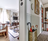 Holiday retreat in Champs Elysées, Paris