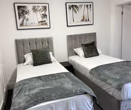 Stunning 3 BED 2 Bath House