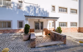 Monte Estoril Serviced Apartment