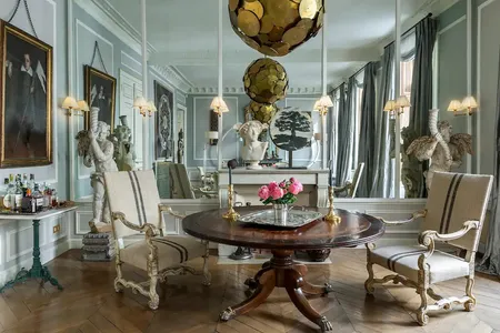 UNIQUELY LUXURIOUS 2 BR | RUE DU BAC