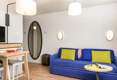 Pl. de l'Union Européenne Serviced Apartment