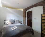 Huge North London House w Big Garden