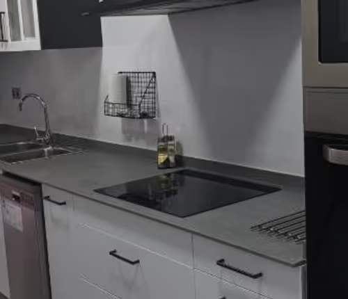 Calle Turia service apartment