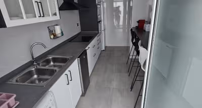 Calle Turia service apartment