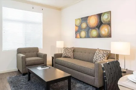 Casa Verde Street Serviced Apartment