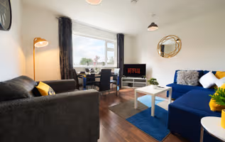 Station Apartment - 2 Bed first floor apartment