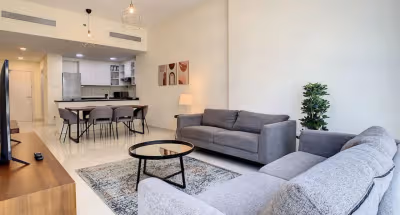 Stunning Two Bedroom Apartment in Glitz 3