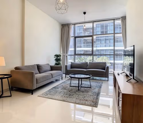 Stunning Two Bedroom Apartment in Glitz 3