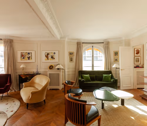 7th – Palais-Bourbon. Square de Robiac