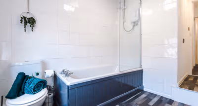 Modern house, city centre, perfect for groups!