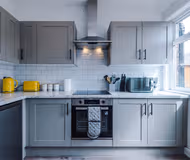 Pristine home with parking, ideal for contractors!